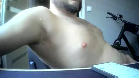 Snapshot of niewidoczny26 chatting on 21, 3, 2026 Niewidoczny online show from 21, 3, 2026
