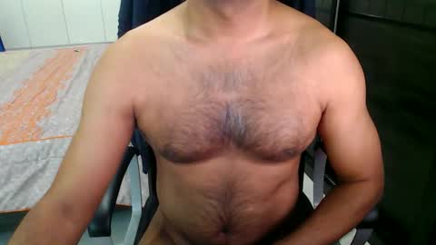 Snapshot of night_rider09711 chatting on 4, 2, 2025 night_rider09711 online show from 4, 2, 2025