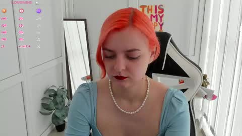 Snapshot of nightleaf_ chatting on 31, 5, 2026 Bestie online show from 31, 5, 2026