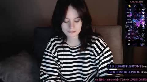 Snapshot of nightpurr chatting on 29, 11, 2025 Darcy online show from 29, 11, 2025