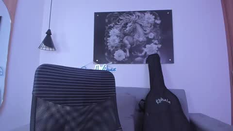 Niick online show from 24, 1, 2025