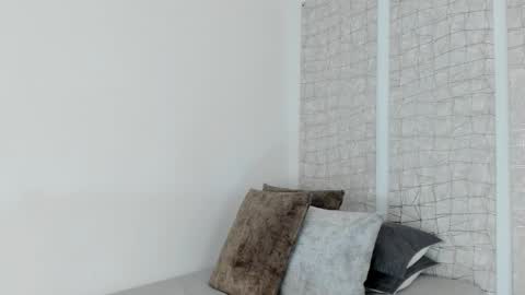 Niicole online show from 19, 9, 2025