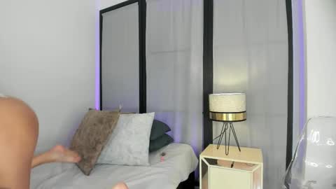 Niicole online show from 2, 3, 2026