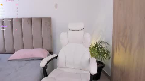 Snapshot of niicoleta2 chatting on 7, 2, 2026 Niicoleta online show from 7, 2, 2026