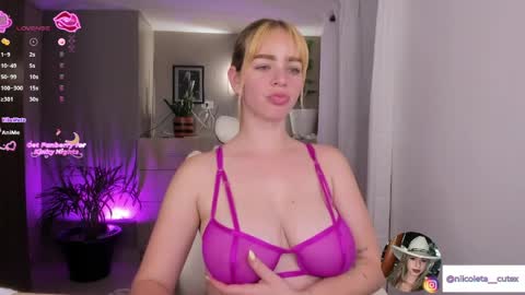 Niicoleta  online show from 9, 4, 2026