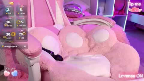 Nicole  online show from 9, 3, 2025