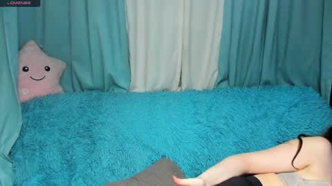 Snapshot of niiik_miiiki chatting on 26, 5, 2026 niiik_miiiki online show from 26, 5, 2026
