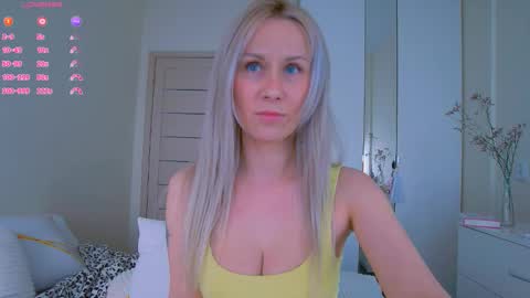 Snapshot of nika_bloom chatting on 16, 3, 2026 Nika Bloom online show from 16, 3, 2026