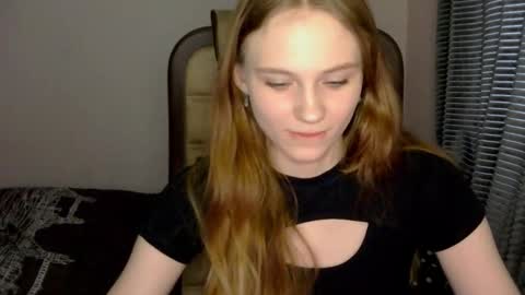 Snapshot of nika_tinsy chatting on 4, 12, 2024 Nika online show from 4, 12, 2024