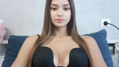 Snapshot of nika_verona1 chatting on 1, 6, 2026 Nika online show from 1, 6, 2026