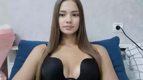 Snapshot of nika_verona1 chatting on 1, 6, 2026 Nika online show from 1, 6, 2026