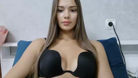 Snapshot of nika_verona1 chatting on 3, 6, 2026 Nika online show from 3, 6, 2026