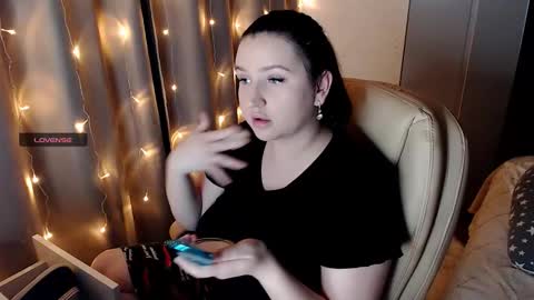 nikaking22 online show from 19, 12, 2025