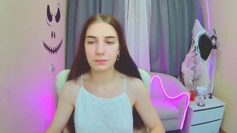 nikastarkk online show from 5, 11, 2025