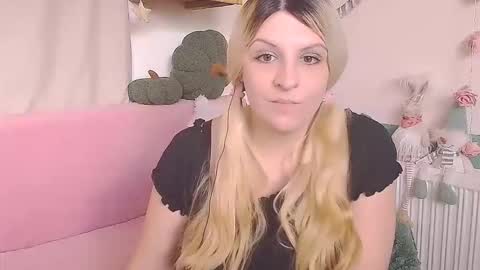 Snapshot of niki_leex chatting on 27, 3, 2026 niki_leex online show from 27, 3, 2026