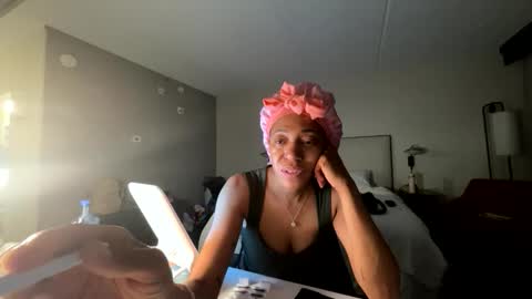 nikki17945 online show from 9, 3, 2026