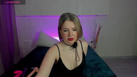 Snapshot of nikki_kai chatting on 1, 2, 2025 Nikki online show from 1, 2, 2025