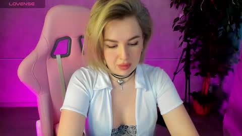 Snapshot of nikki_kai chatting on 12, 3, 2025 Nikki online show from 12, 3, 2025