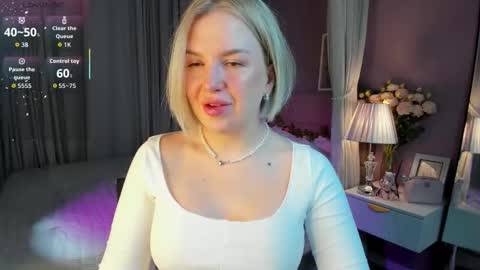 Snapshot of nikki_kai chatting on 25, 11, 2025 Nikki online show from 25, 11, 2025