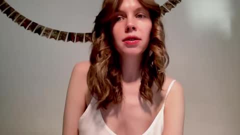 Nikki online show from 17, 1, 2025