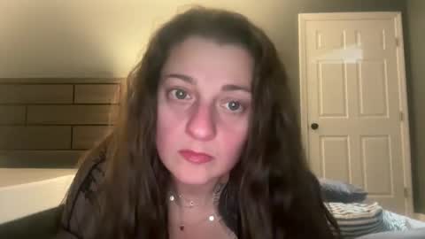 Snapshot of nikkisnow1 chatting on 1, 12, 2025 nikkisnow1 online show from 1, 12, 2025