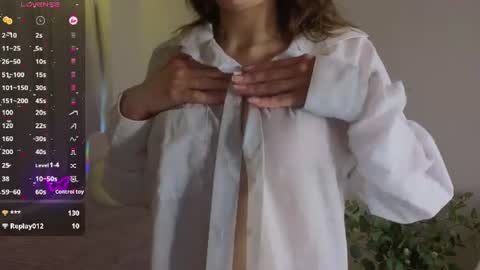 Snapshot of nikkyy_reed chatting on 18, 6, 2026 Nikky online show from 18, 6, 2026