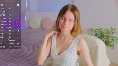 Snapshot of nikkyy_reed chatting on 27, 6, 2026 Nikky online show from 27, 6, 2026