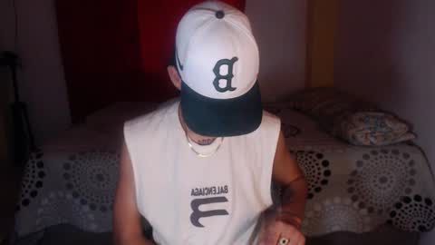 Snapshot of niklaus_wolf chatting on 12, 11, 2025 niklaus_wolf online show from 12, 11, 2025