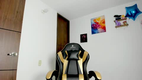 Nikol Rang online show from 28, 3, 2026