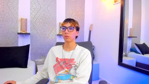    online show from 23, 12, 2024