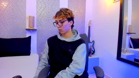    online show from 8, 1, 2025