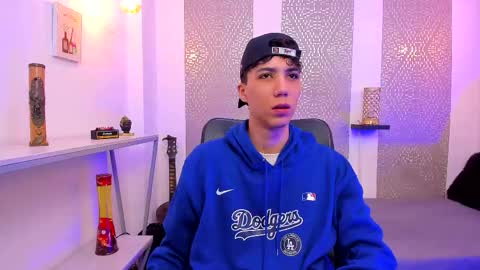    online show from 19, 11, 2025