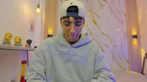    online show from 23, 3, 2026