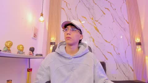    online show from 4, 4, 2026