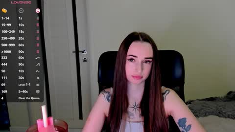      online show from 30, 11, 2025