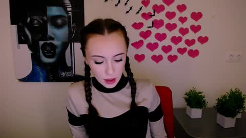 nikonara_ online show from 13, 1, 2025