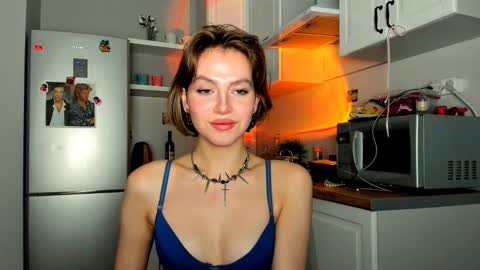 Veronica online show from 2, 3, 2025