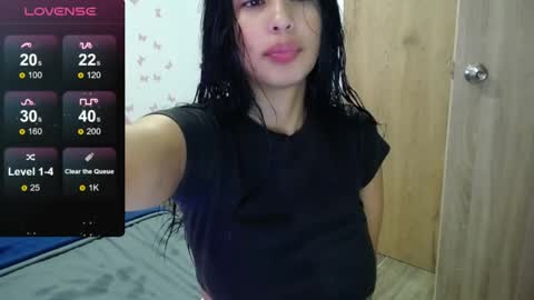 Snapshot of nila_kaia chatting on 5, 4, 2026 nila online show from 5, 4, 2026