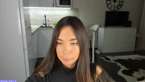 Bella online show from 2, 3, 2025