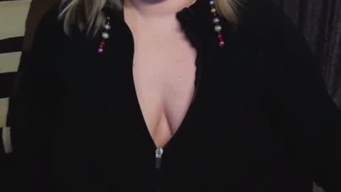 Blonde Nimpho online show from 29, 1, 2025