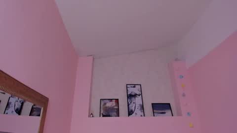 NINA online show from 12, 3, 2025