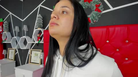 Snapshot of nina_cute06 chatting on 28, 12, 2024 Nina online show from 28, 12, 2024