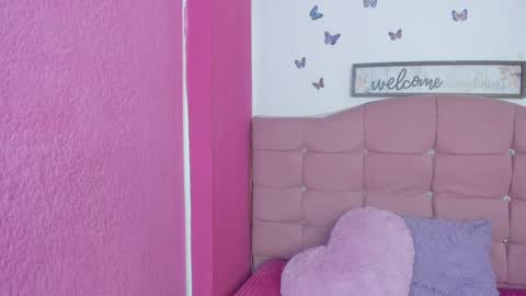 Snapshot of nina_cute06 chatting on 10, 1, 2025 Nina online show from 10, 1, 2025