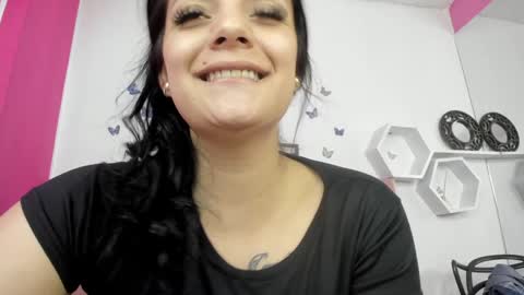 Snapshot of nina_cute06 chatting on 12, 1, 2025 Nina online show from 12, 1, 2025