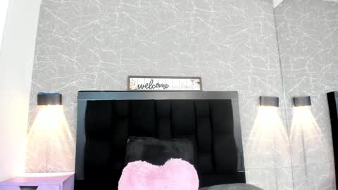 Snapshot of nina_cute06 chatting on 21, 1, 2025 Nina online show from 21, 1, 2025