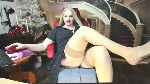 Snapshot of nina_deville chatting on 7, 1, 2026 Nina online show from 7, 1, 2026