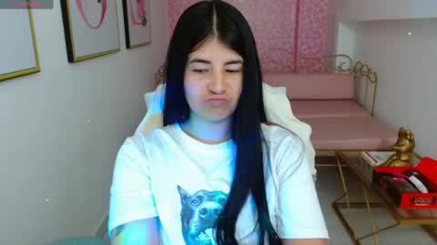 Nina online show from 14, 4, 2026