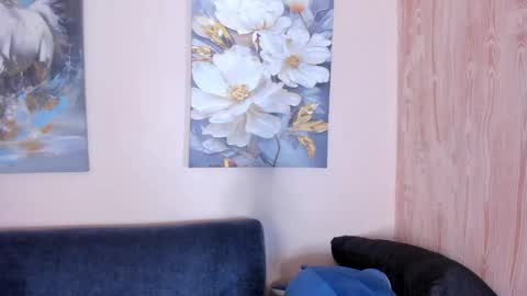 nina_kmay online show from 15, 4, 2026