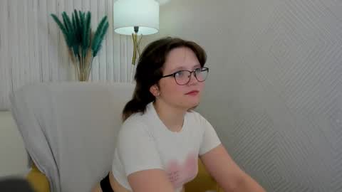 Snapshot of nina_lunaa chatting on 1, 10, 2025 nina lunaa online show from 1, 10, 2025