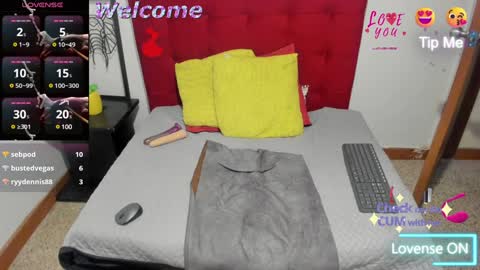 Snapshot of nina_petit chatting on 26, 1, 2025 Nina online show from 26, 1, 2025